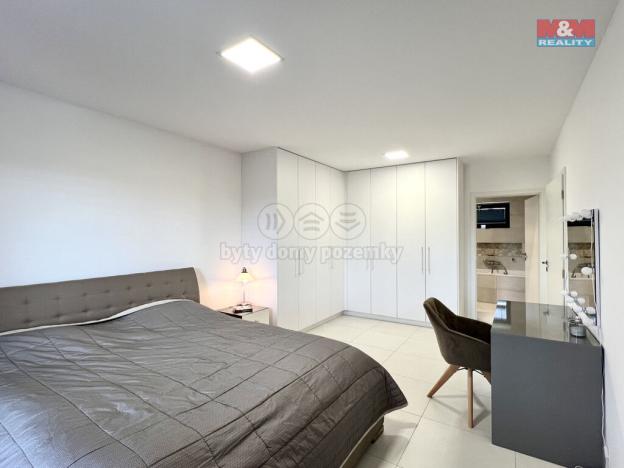 Pronájem rodinného domu, Holasovice - Loděnice, 110 m2