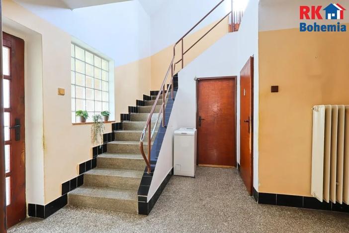 Prodej rodinného domu, Semice, 142 m2