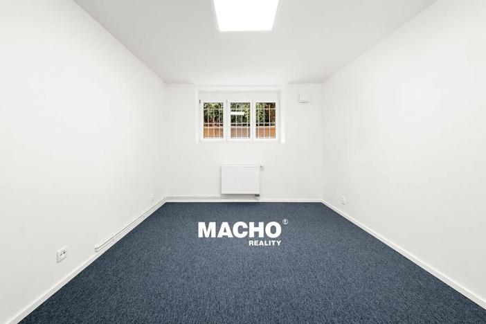 Pronájem bytu 2+1, Praha - Michle, Na dědinách, 50 m2