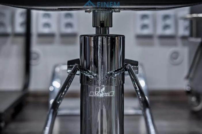 Prodej obchodního prostoru, Praha - Nové Město, 150 m2