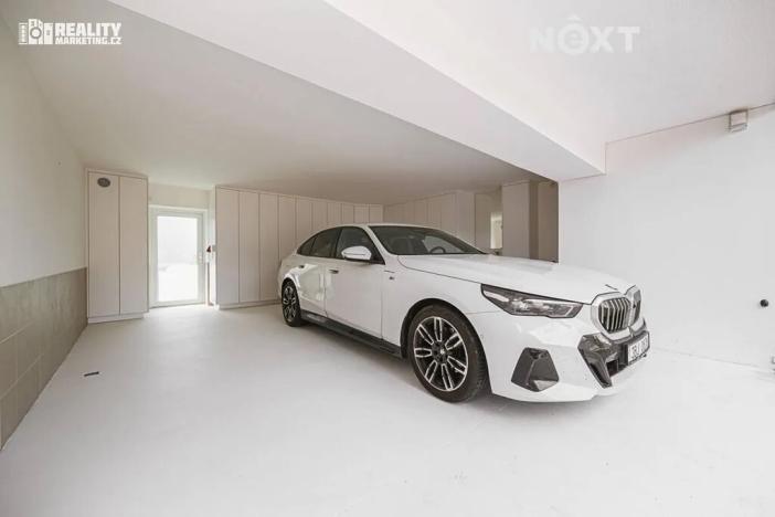 Prodej rodinného domu, Moravany, V Jámách, 382 m2