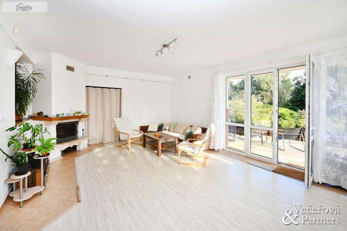 Pronájem bytu 4+kk, Šestajovice, 110 m2