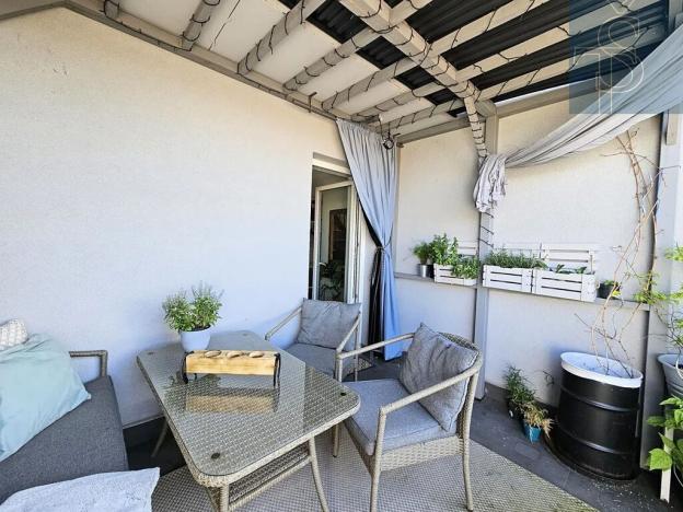 Prodej bytu 2+kk, Šestajovice, Komenského, 106 m2