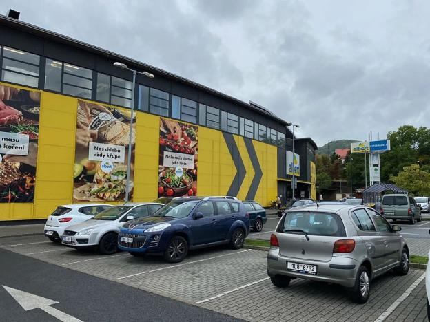 Pronájem obchodního prostoru, Děčín, Uhelná, 36 m2