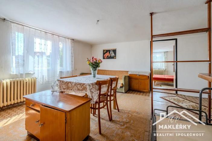 Prodej rodinného domu, Radim, 213 m2