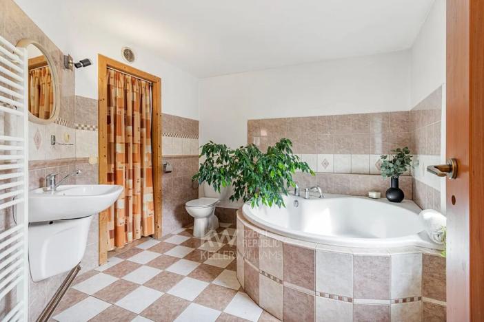 Prodej rodinného domu, Smečno, Na Bambouze, 165 m2