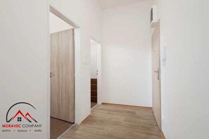 Pronájem bytu 2+kk, Ostrava, Křišťanova, 56 m2