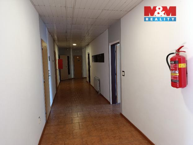 Pronájem obchodního prostoru, Karviná - Hranice, Rudé armády, 43 m2