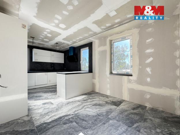 Prodej rodinného domu, Smolné Pece, 202 m2