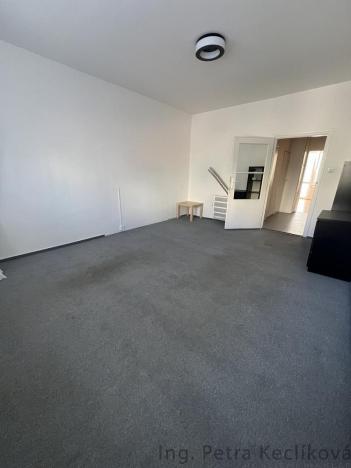 Pronájem bytu 2+kk, Brno - Staré Brno, Kopečná, 44 m2