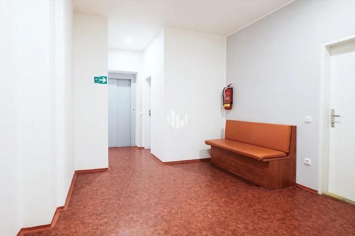 Pronájem kanceláře, Praha - Nové Město, Revoluční, 137 m2