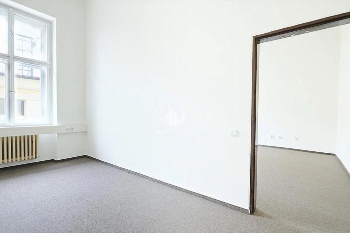 Pronájem kanceláře, Praha - Nové Město, Revoluční, 102 m2