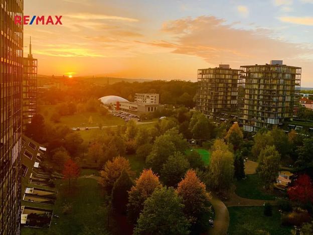 Prodej bytu 5+kk, Praha - Žižkov, Ke kapslovně, 147 m2