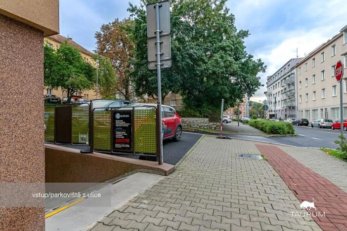 Prodej obchodního prostoru, Karlovy Vary, Vítězná, 147 m2