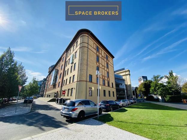 Pronájem kanceláře, Praha - Holešovice, Jankovcova, 380 m2