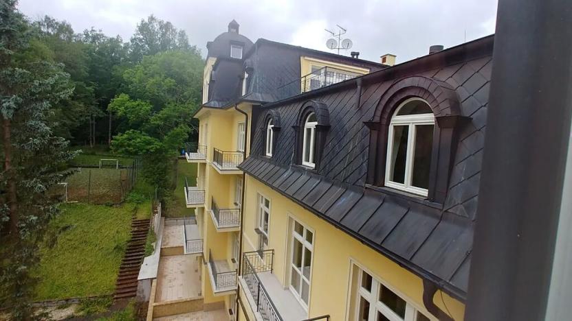 Prodej bytu 2+kk, Mariánské Lázně, Ruská, 52 m2