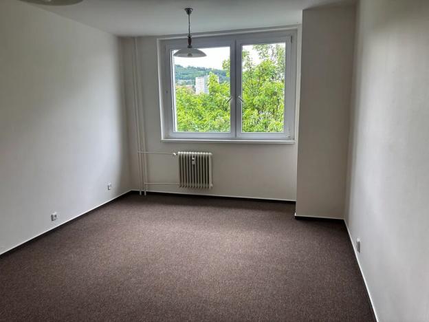 Pronájem bytu 1+kk, Zlín, Kúty, 30 m2