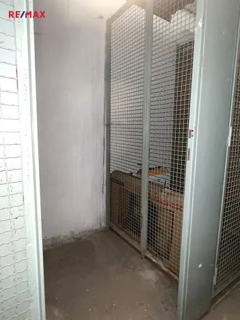 Prodej bytu 1+kk, Praha - Háje, Hlavatého, 27 m2