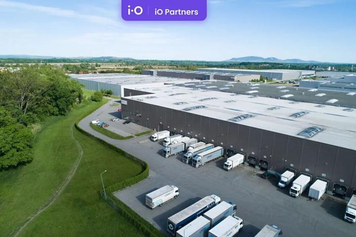 Pronájem skladu, Pohořelice, Průmyslová, 7346 m2