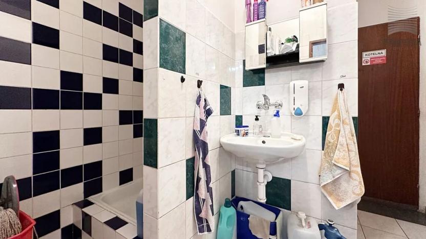 Pronájem obchodního prostoru, Rousínov, Slavkovská, 280 m2