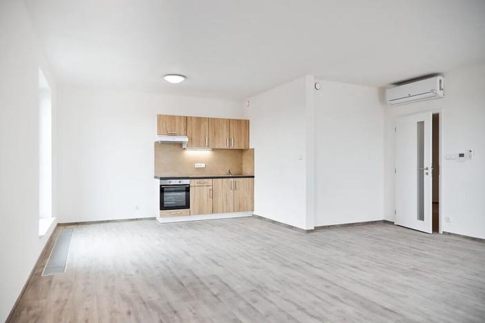 Pronájem bytu 3+kk, Plzeň, Železniční, 96 m2
