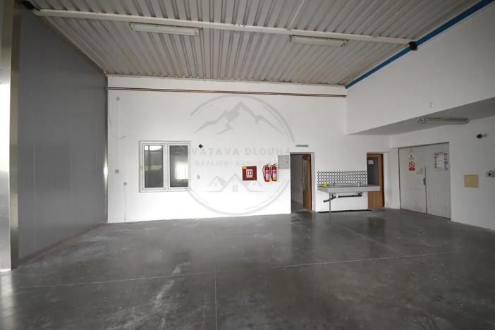 Pronájem výrobních prostor, Česká Ves, Polská, 2190 m2