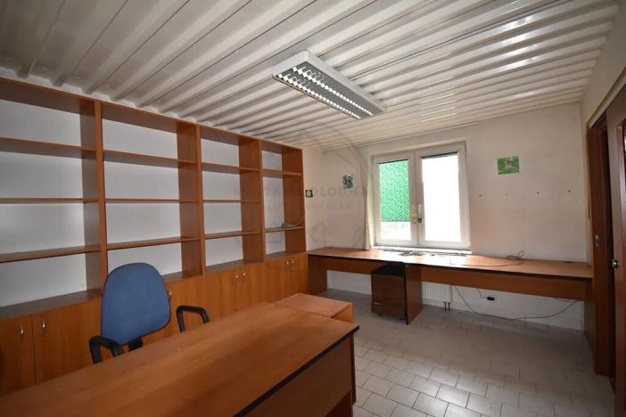 Pronájem výrobních prostor, Česká Ves, Polská, 2190 m2