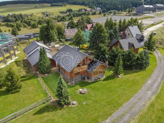 Prodej ubytování, Loučná pod Klínovcem, 195 m2