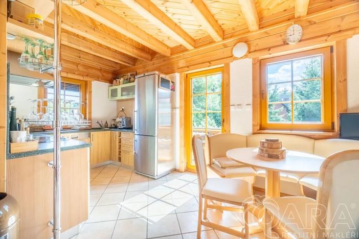 Prodej rodinného domu, Loučná pod Klínovcem, 195 m2