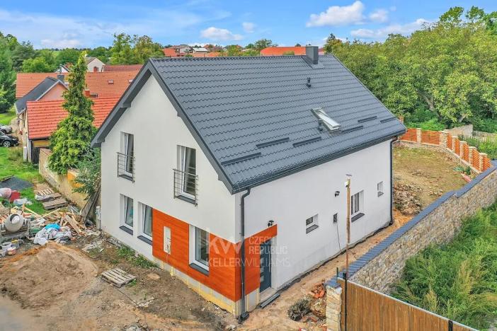 Prodej rodinného domu, Vykáň, 214 m2