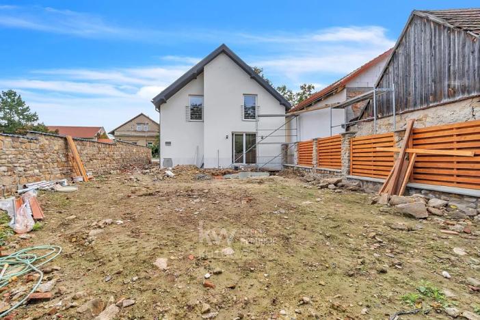 Prodej rodinného domu, Vykáň, 214 m2