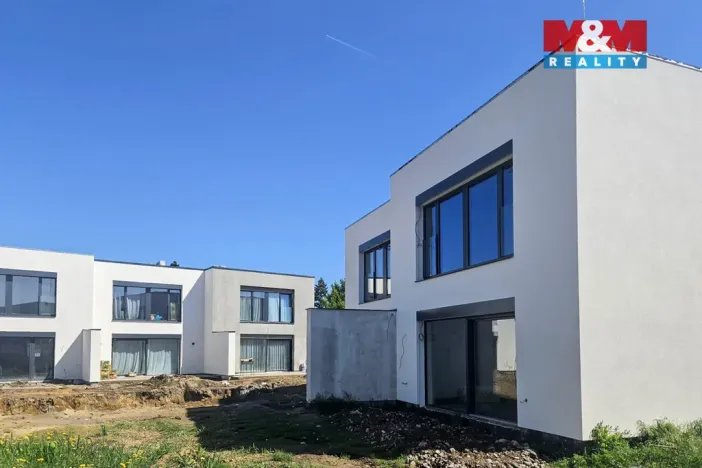 Prodej rodinného domu, Sezemice, 121 m2