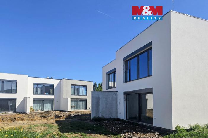 Prodej rodinného domu, Sezemice, 121 m2