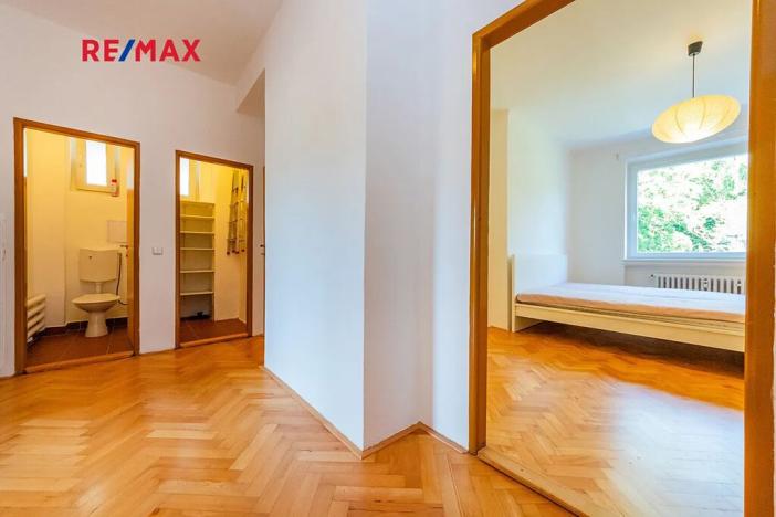 Pronájem bytu 2+1, Praha - Střešovice, Na Petynce, 63 m2