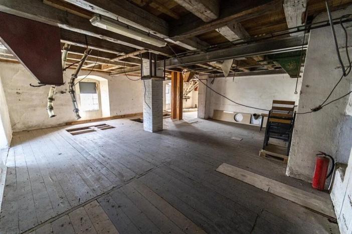 Prodej skladu, Pěčice, 3200 m2