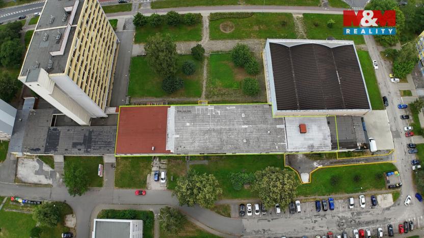 Prodej obchodního prostoru, Karviná, Borovského, 2200 m2