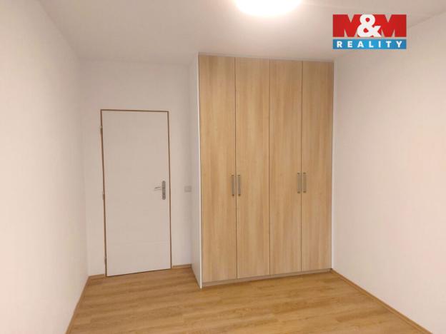 Pronájem bytu 3+1, Mělník, Veslařská, 79 m2