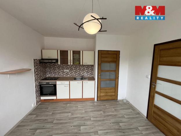 Pronájem bytu 1+1, Děčín - Děčín XXVII-Březiny, Kosmonautů, 36 m2