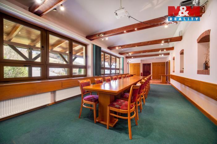 Prodej restaurace, Hnátnice, 330 m2