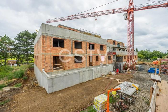 Prodej bytu 1+kk, Praha - Satalice, Za Novákovou zahradou, 30 m2