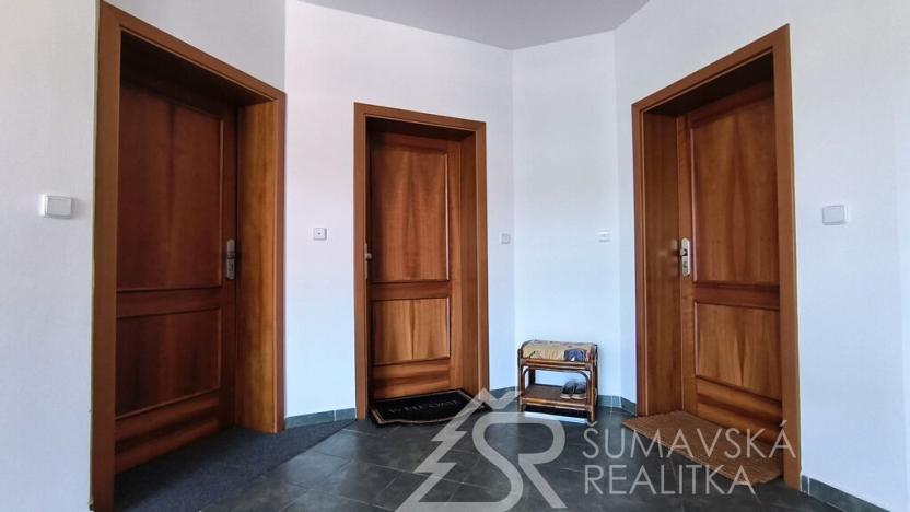 Prodej bytu 4+1, Kašperské Hory, Náměstí, 120 m2