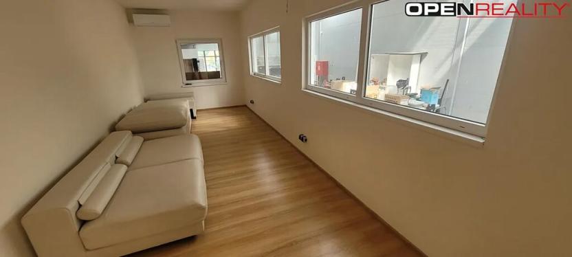 Pronájem skladu, Modřice, Evropská, 277 m2