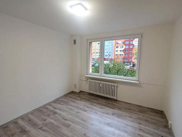 Pronájem bytu 2+1, Bílina, Sídliště Za Chlumem, 50 m2