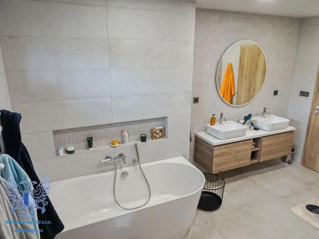 Prodej podílu vily, Mělník, Legionářů, 518 m2