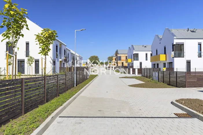 Prodej rodinného domu, Jinočany, Emy Destinové, 157 m2