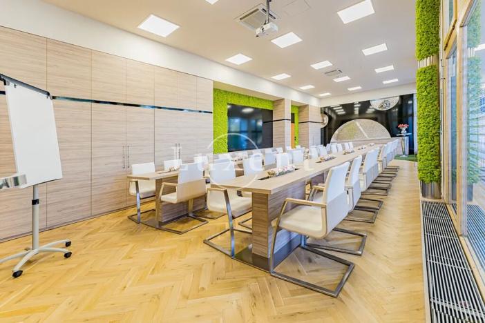 Pronájem kanceláře, Praha - Košíře, Jinonická, 257 m2