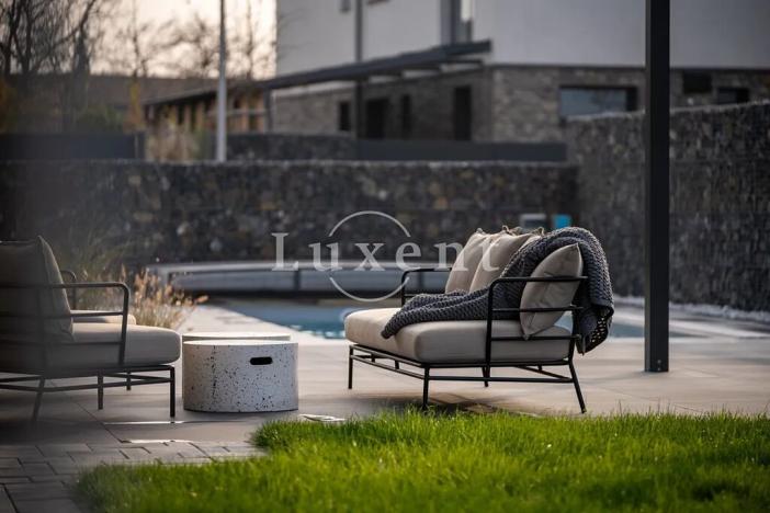 Prodej rodinného domu, Předboj, K Parku, 297 m2