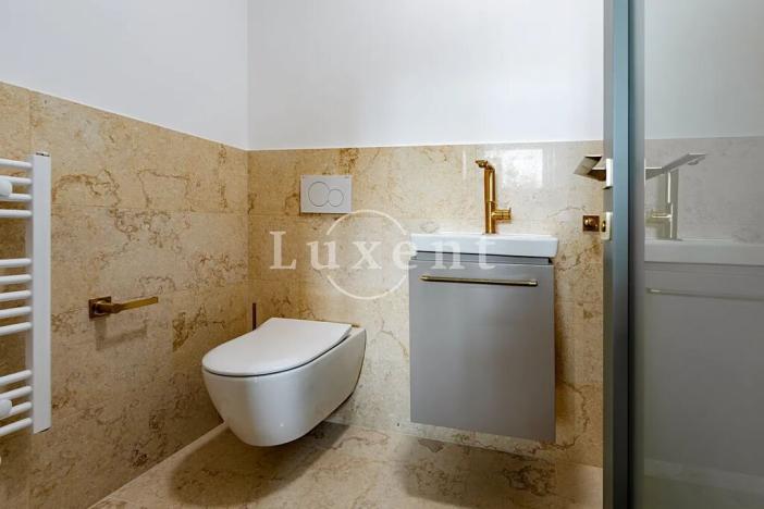 Prodej bytu 4+kk, Praha - Suchdol, Pod rybníčkem, 283 m2