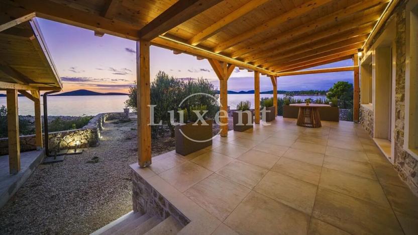 Prodej vily, Šibenik, Chorvatsko, 105 m2