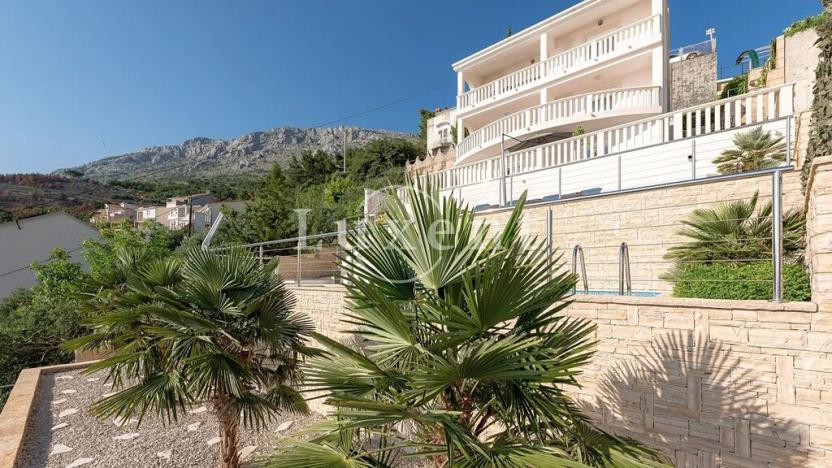 Prodej vily, Omiš, Chorvatsko, 253 m2